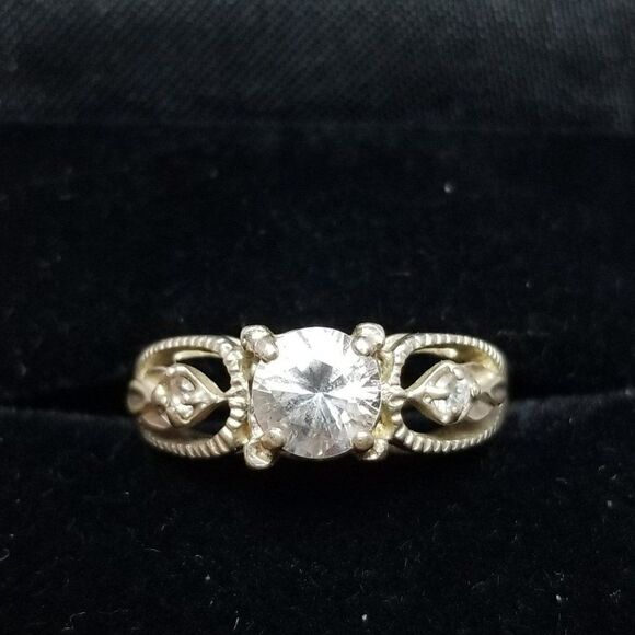 Vintage Avon Sterling Silver Round Solitaire Ring, Size 5 Band, Classic Estate - Picture 9 of 10